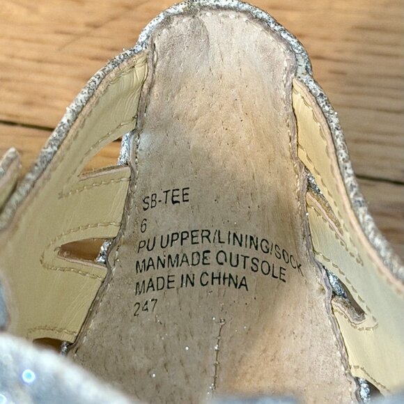 Blue by Betsey Johnson Silver T-Strap Stiletto Heel Evening Shoes, Sz. 6 - Picture 8 of 9